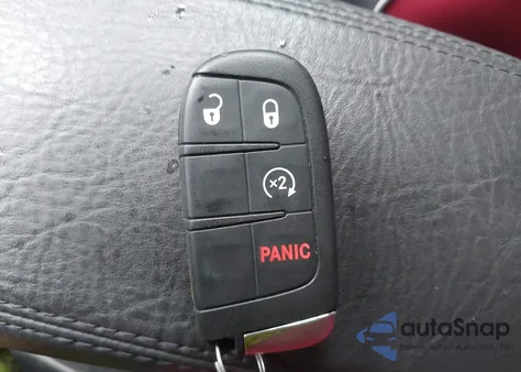 2016 Fiat 500X Lounge z USA, uszkodzony, nr VIN ZFBCFYDT3GP381944